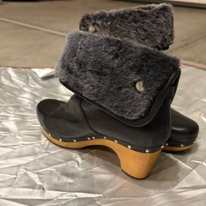 UGG Women's Black Fur-Lined Clogs